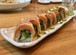 Izakaya Den New Style Salmon Roll